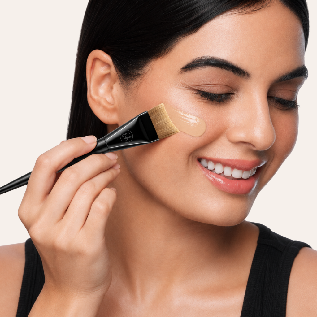Cọ Tán Nền Đầu Dẹt Tán Kem Lót & Kem Chống Nắng Mỏng Mịn BH Cosmetics Foundation Brush BH688